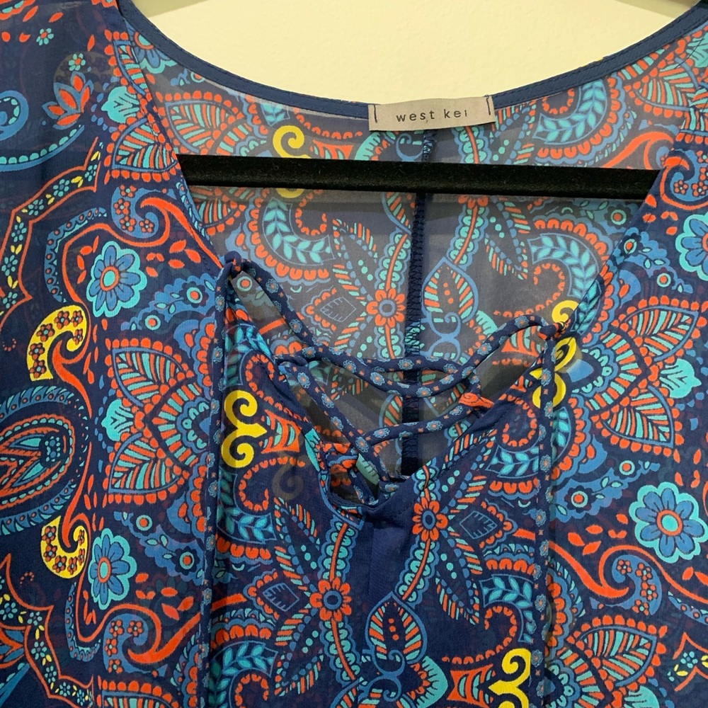 West Kei Boho Tie Front Blouse Navy Red Yellow Graphic Floral Flowy Size Large - Picture 2 of 6